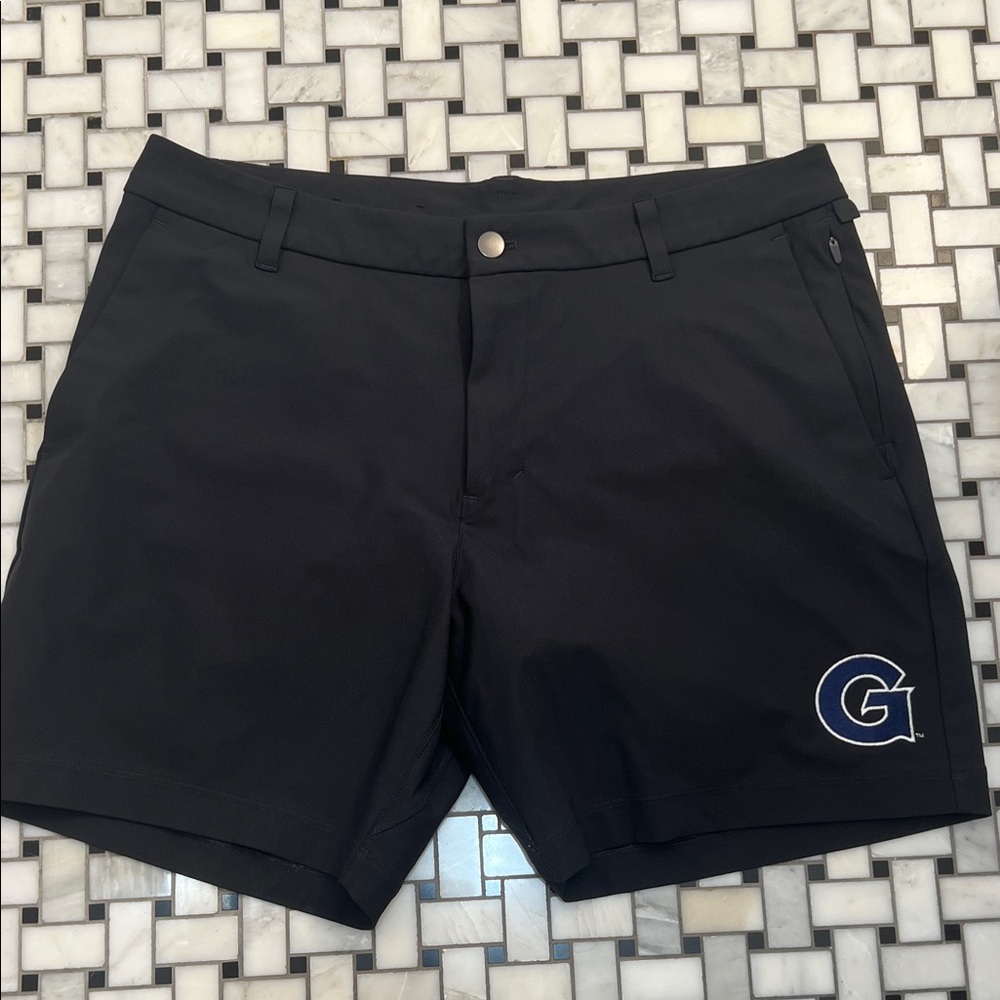 Men's Lululemon Georgetown shorts size 34